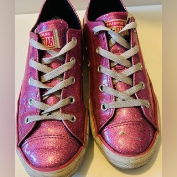 CONVERSE All Stars glossy pink sparkling size 3 youth shoes - Picture 2 of 5